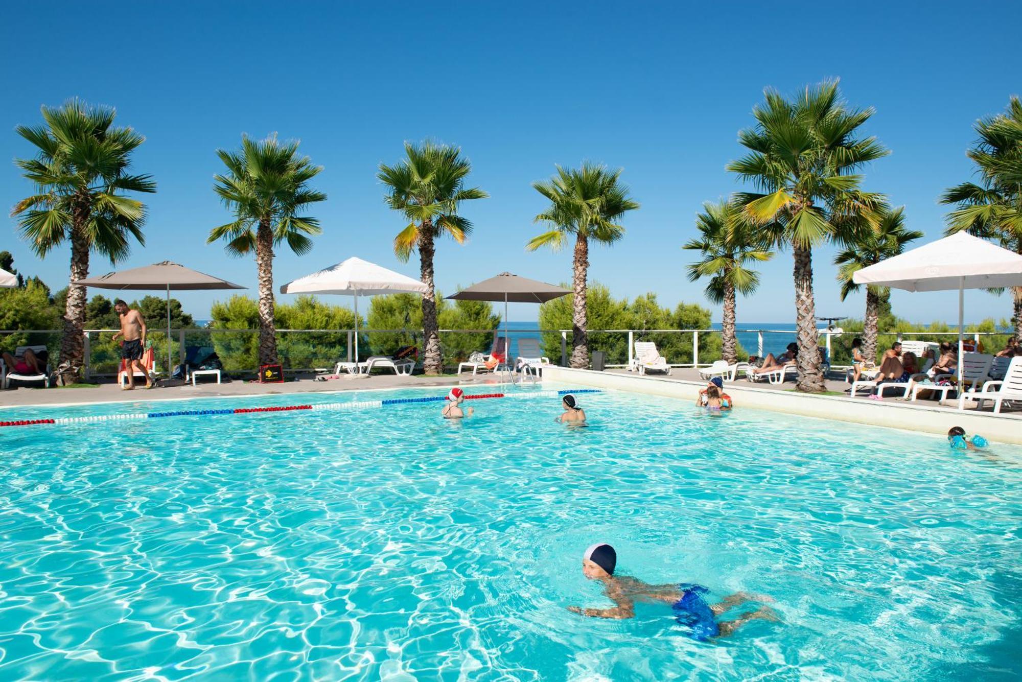 Centro Vacanze Mirage Torre di Palme Exterior photo